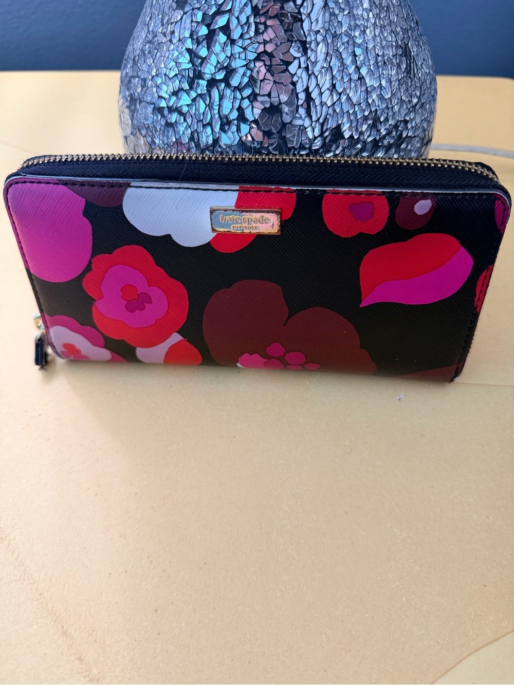*REHAB* Kate Spade Black Floral Zip-Around Wallet in Pink & Red